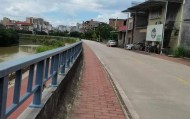 男子酒后遇查车跳河溺亡，妻子索赔超200万，法院判了