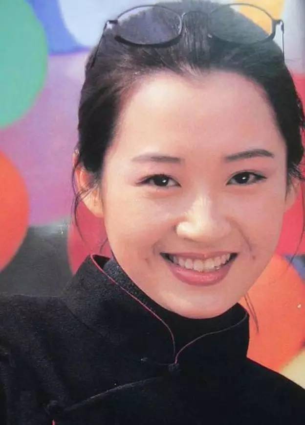 事实证明，55岁“无人敢娶”的许晴，才是真正的人间清醒！