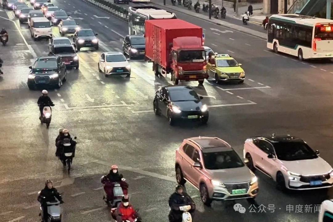 开车把人撞到脾脏都摘了，理赔时才发现自己买的根本不是车险……