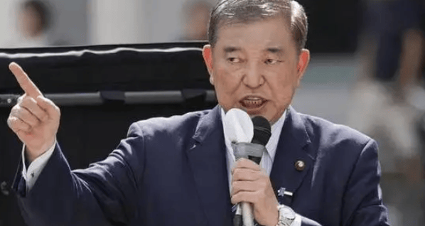 日本连发强震，石破茂收到噩耗，“预言家”呼吁冷静，中使馆紧急提醒